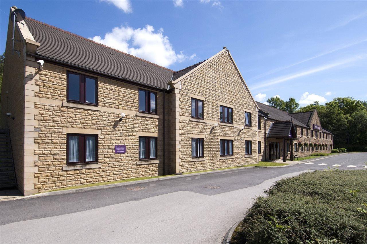Premier Inn Burnley Esterno foto