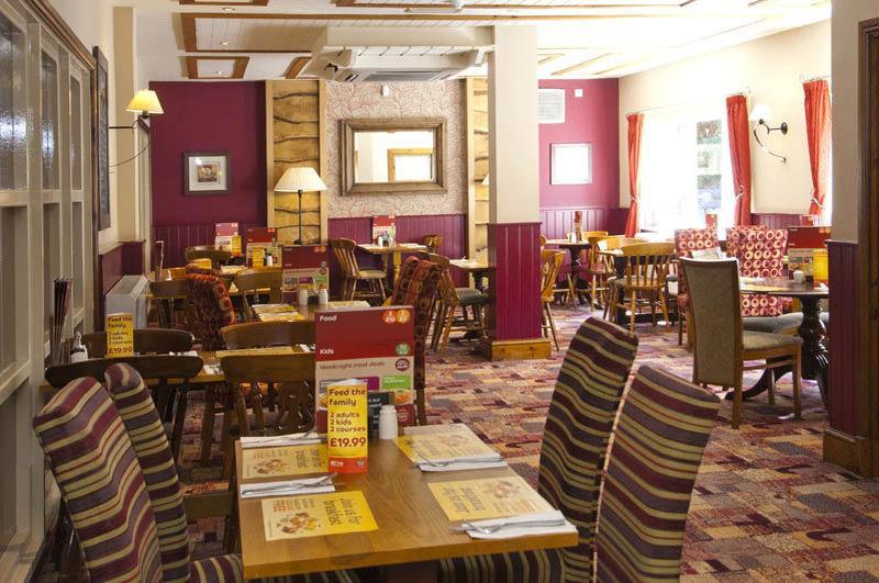Premier Inn Burnley Esterno foto