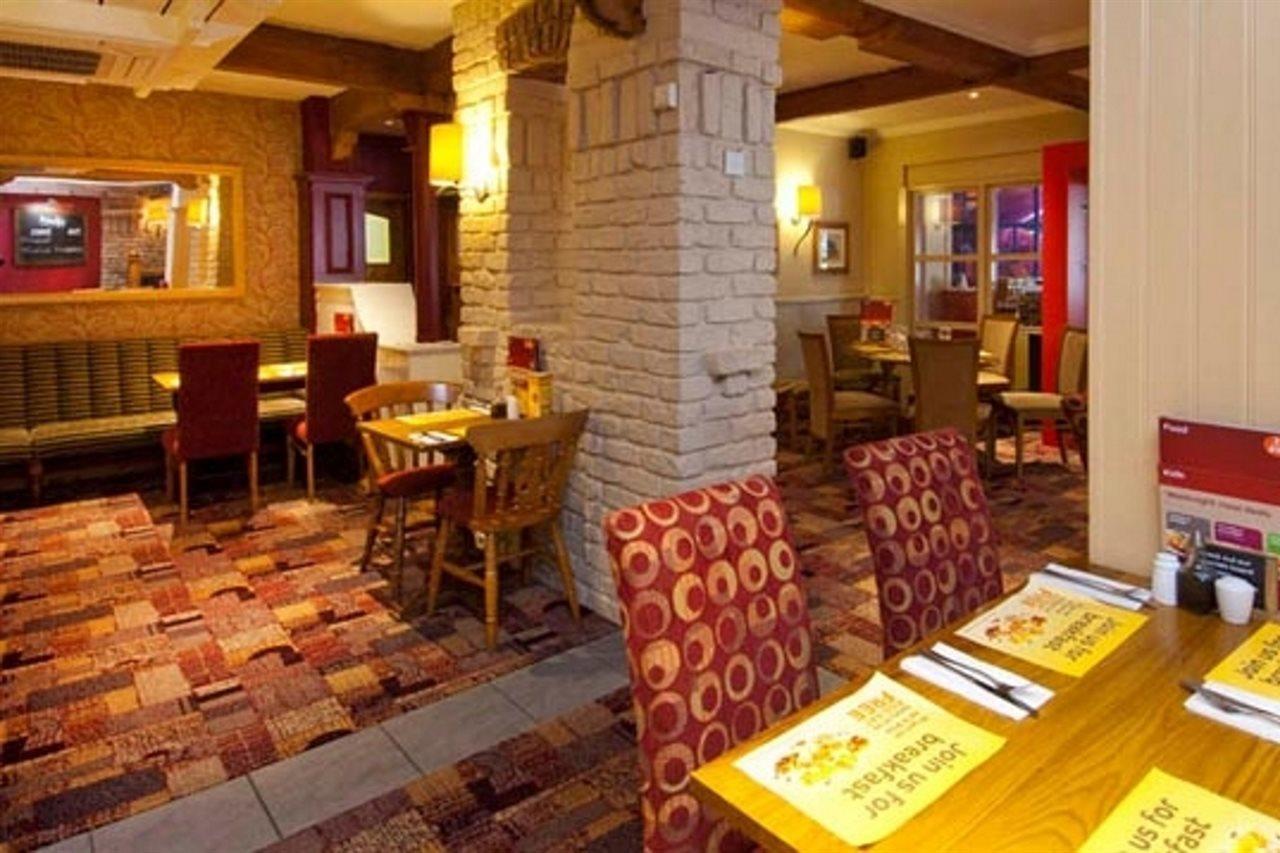 Premier Inn Burnley Esterno foto